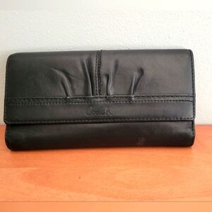 Vintage Coach SOHO Pleated Wallet